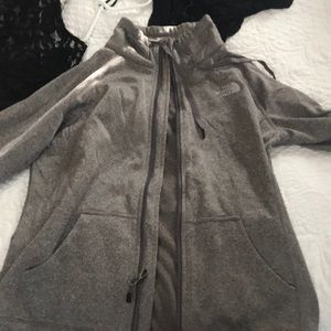 Never worn Northface zipup